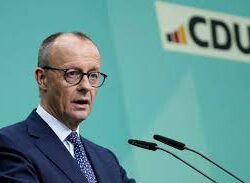 أكثر من 22 ألف مستفيد من قافلة “طب الأسنان الخامسة” بجامعة جازان