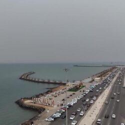 نائب أمير جازان يزور مركز الطوارئ والأزمات بالمنطقة