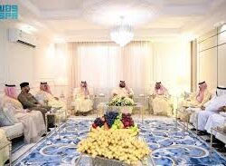 أمير جازان يدشن عددًا من المشروعات التنموية بمحافظة الطوال ويطّلع على المشروعات الجاري تنفيذها