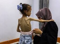 الأمير تركي الفيصل لنتنياهو مختل ومجرم إبادة