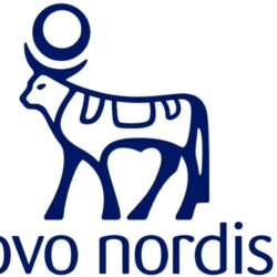 رئيس دولة الإمارات يصل الرياض وولي العهد في مقدمة مستقبليه