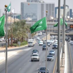 في “كتاب الرياض”.. فن الخط يعمق المفاهيم الوطنية