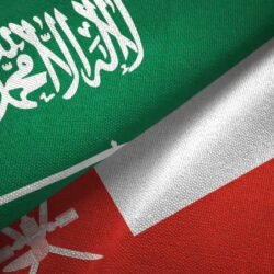 المرأة الجيزانية تتفنَّن في إعداد القهوة السعودية