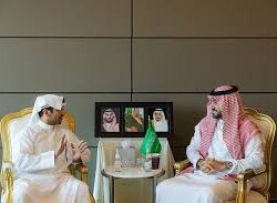 الأمير ناصر بن محمد يستقبل الرئيس التنفيذي لتجمع جازان الصحي