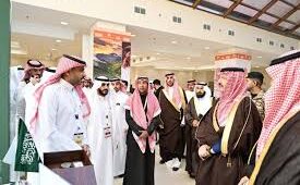 الأمير تركي بن طلال يزور جناح جامعة جازان في ملتقى التميّز المؤسسي