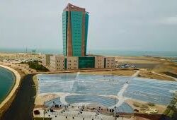 أمير منطقة جازان ونائبه يؤديان وجموع المصلين صلاة الاستسقاء