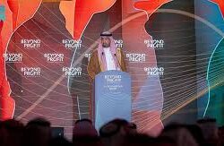 وزير الصحة: متوسط عمر السعوديين ارتفع إلى 79.7 عامًا.. وخفض وفيات الحوادث والأمراض بنسبة تصل إلى 60%