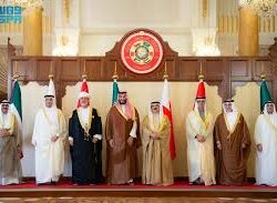 أمير جازان يرعى لقاء ذوي الإعاقة ويؤكد دعم القيادة لتمكينهم