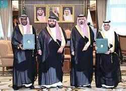 فرع البيئة بجازان يوقّع عقد تسليم مشروع لـ”تربية وتسمين المواشي”