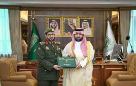 أمير جازان يتسلّم التقرير السنوي لجوازات المنطقة