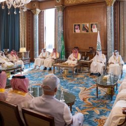 نيابةً عن خادم الحرمين .. نائب أمير منطقة مكة يُسلّم كسوة الكعبة المشرفة لسدنة بيت الله الحرام