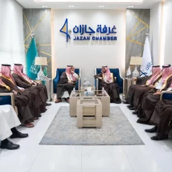 نائب وزير الصناعة والثروة المعدنية يتفقد عددًا من المصانع الوطنية في جازان