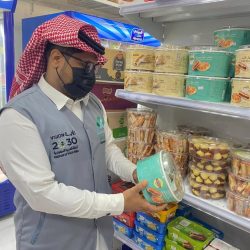 رياح نشطة وأتربة مثارة على عدة مناطق وسحب رعدية ممطرة بالمرتفعات الجنوبية والغربية