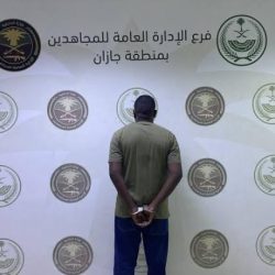 حرس الحدود ينفذ مبادرة لتنظيف قاع البحر في منطقة جازان