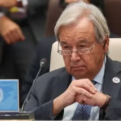 في يوم واحد.. الميليشيا الحوثية تشيّع 73 من عناصرها بينهم 25 ضابطًا ثلاثة منهم برتبة عميد