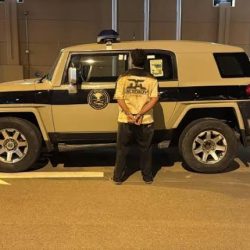 أمير جازان يلتقي مدير تعليم المنطقة وعددًا من الطلاب والطالبات