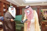 أمير جازان يستقبل رئيس القطاع الجنوبي بشركة المياه الوطنية