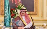 بالفيديو والصور.. نائب الملك يستقبل الأمراء والعلماء وكبار المسؤولين وجموعاً من المواطنين