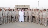 “نائب أمير جازان” يشارك أفراد القوات المسلحة المرابطين بالحد الجنوبي بالمنطقة وجبة الإفطار