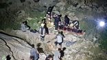 فرق الدفاع المدني تباشر حادث سقوط مركبة بجبال العبادل نتج عنها حالة وفاة وإصابة آخر