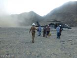 طيران الأمن ينقذ 4 تائهين بجبال القهر