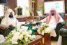 مدير عام فرع الرئاسة العامة لهيئة الأمر بالمعروف والنهي عن المنكر بالمدينة المنورة يزور مساعد رئيس الشؤون الدينية بالمسجد النبوي