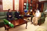 أمير جازان يستقبل القنصل العام الباكستاني لدى المملكة ..