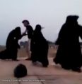 بالفيديو.. 3 فتيات يتبادلن تأديب شاب تحرش بهن في جدة