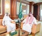 نائب أمير جازان يستقبل مدير عام مطار الملك عبدالله المعين