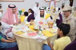 “برّ صامطة” تقيم مأدبة إفطار جماعي لأبنائها الأيتام