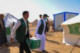 “إغاثي الملك سلمان” يوزع مساعدات إغاثية عاجلة للنازحين والمتضررين بمأرب