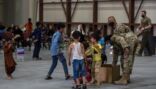 ضابط أمريكي كبير يوضح مصير اللاجئين الأفغان المنقولين إلى قطر