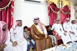 نائب أمير جازان ينقل تعازي القيادة لوالد وذوي الشهيد سلامي