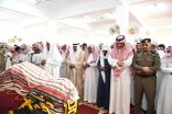 وكيل إمارة جازان للتنمية يؤدي صلاة الميت على الشهيد الحمدي .