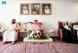 سمو أمير جازان يلتقي بمشايخ وأهالي محافظة فرسان