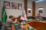 سمو الأمير عبدالعزيز بن سعد يطلع على عرض الجهود الأمنية بالمنطقة