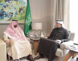 الأمير محمد بن عبدالعزيز يبحث ووزير النقل احتياجات المنطقة من الطرق والنقل البحري