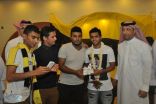 كرم مجلس جمهور الاتحاد بجازان امس لاعب نادي الاتحاد السعودي الكابتن  عبدالفتاح عسيري