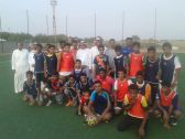وفد من مخضرمي الساحل يزورون أكاديمية الدريعية لكرة القدم