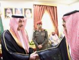 أمير منطقة جازان يلتقي مشايخ وأهالي أبو عريش