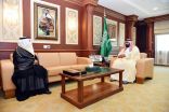 نائب أمير ⁧‫جازان‬⁩ يتسلم التقرير الخاص بمنجزات وأعمال الأحوال المدنية بالمنطقة..