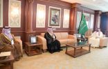 نائب أمير منطقة جازان يستقبل محافظي الريث وهروب المكلفين