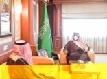 سمو نائب أمير جازان يطلع على مشاريع النقل والصيانة الوقائية للطرق بالمنطقة