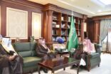 الأمير محمد بن ناصر يستقبل رئيس ووكلاء جامعة جازان ويشيد بدورها في تنظيم الفعاليات