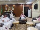 محافظ بيش يستقبل رئيس مجلس إدارة الجمعية السعودية للإعاقة السمعية بجازان