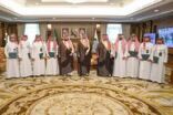 أمير منطقة جازان يكرّم فريق عمل نظام الاتصالات الإدارية المطوّر بإمارة المنطقة