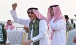 الأمير محمد بن ناصر يشهد مع أهالي جازان المسيرة العسكرية للقطاعات الأمنية بمناسبة يوم التأسيس