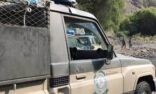 دوريات الأفواج الأمنية بمنطقة جازان تقبض على مخالِفَيْن لنظام أمن الحدود لتهريبهما نبات القات المخدر