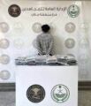 القبض على شخص بحوزته 64 كيلو جرامًا من مادة الحشيش المخدر في جازان