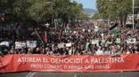 شاهد.. طوفان بشري يجتاح شوارع برشلونة للمطالبة بوقف تجارة السلاح مع إسرائيل ودعم غزة